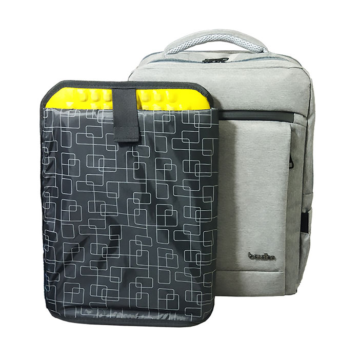 کوله پشتي لپ تاپ benetton B074