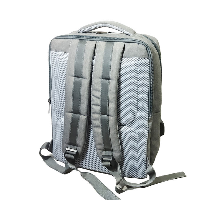 کوله پشتي لپ تاپ benetton B074